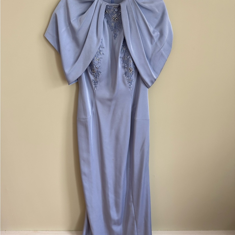Elegant Blue Evening Gown